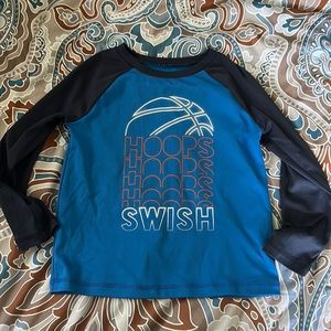 Jumping beans activewear size 5t graphic shirt